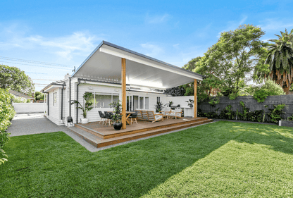 Insulated Flyover Patio Roof- 3m(L) x 3m(W)